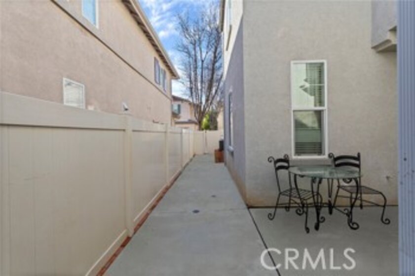 27592 Chicory Street Photo